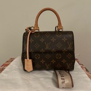 Louis Vuitton Mini Cluny Monogram